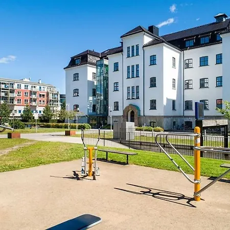 1-roms Toppleilighet Pa Tangen/bystranda Apartman